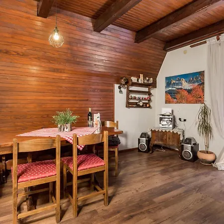 2 Bedroom Beautiful Home In Cavle